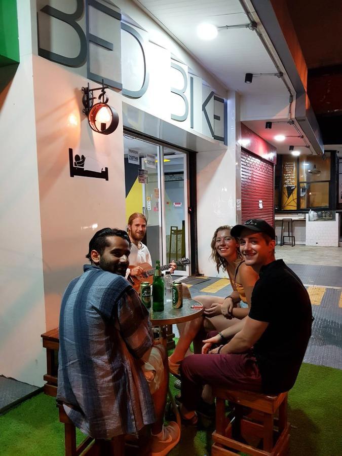 Bed Bike Hostel Chiang Mai Exterior photo